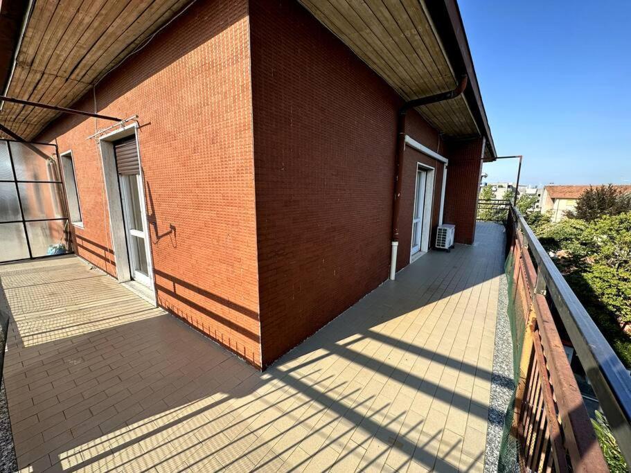 Luce Apartament Cassina de' Pecchi Exteriör bild