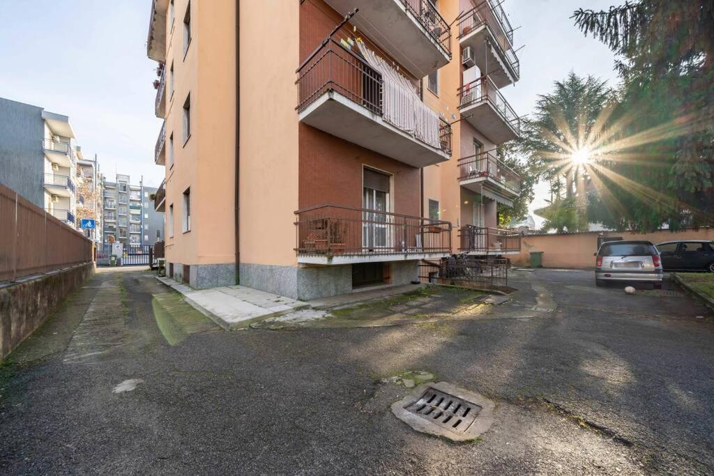 Luce Apartament Cassina de' Pecchi Exteriör bild